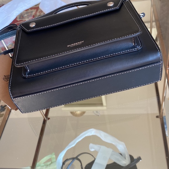 Authentic Burberry bag - Picture 15 of 17